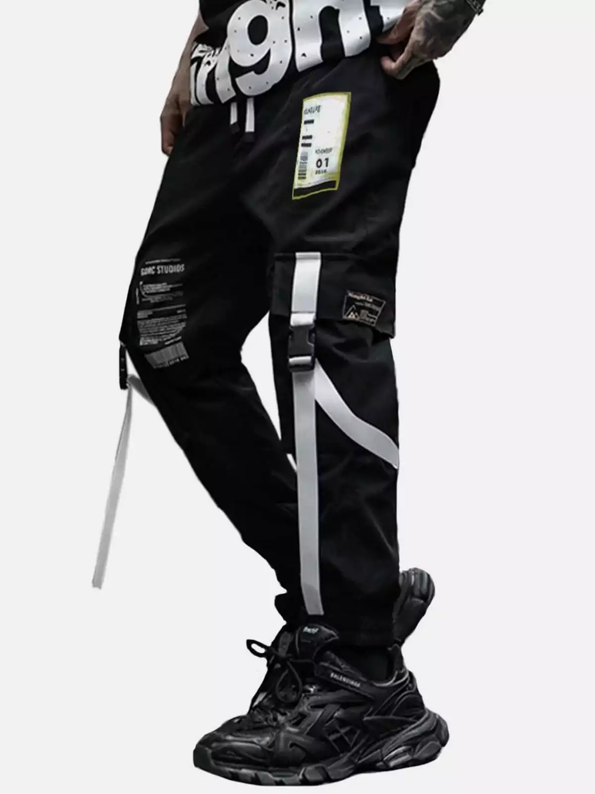 Nevstudio NEV Label Barcode Print Cargo Pants 3 Nevstudio NEV Label Barcode Print Cargo Pants