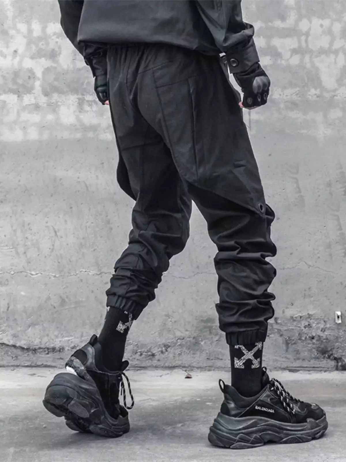 Nevstudio NEV Irregular Patchwork Cargo Pants 5 Nevstudio NEV Irregular Patchwork Cargo Pants - Image 3